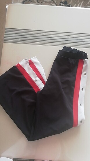 Bol çıtçıtlı eşofman altı