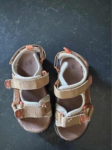 22 Beden kahverengi Renk H&m bebek sandalet