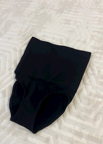 Baskılı Siyah Korse Midi Boy - Görsel 3