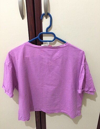 Koton Mor crop