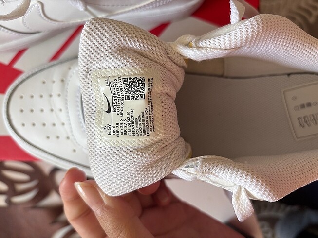 39 Beden nike court borough low 2