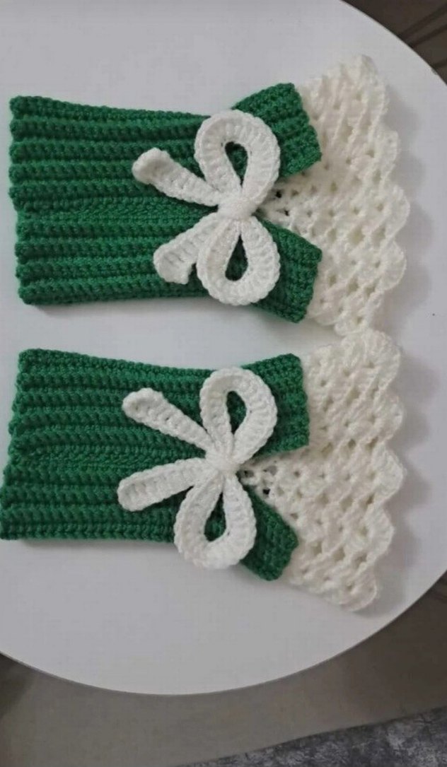 Kırmızı,yeşil Çiçek Detaylı Kadın Örgü Eldiven - Görsel 2