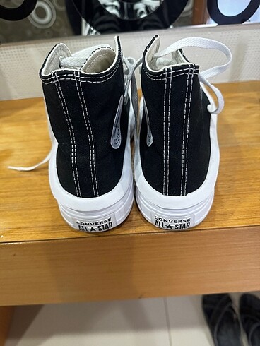 38 Beden Converse ayakkabı