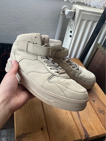40 Beden Bershka ayakkabı