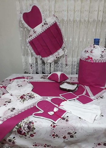 Diğer Pembe Desenli Mutfak Onlugu Seti