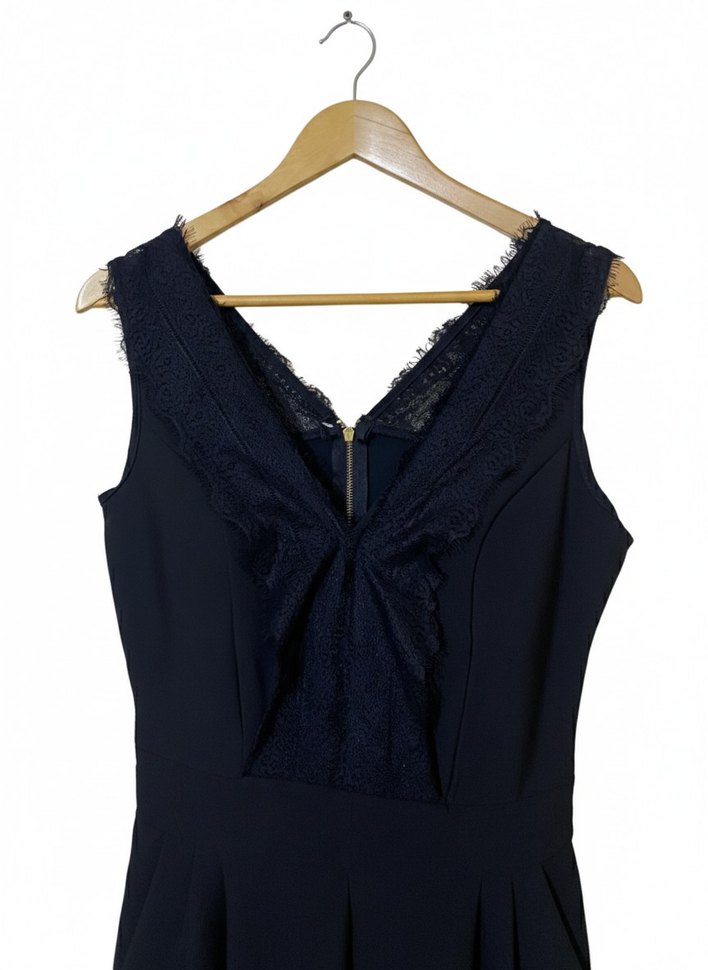 Siyah V Yakalı Kemerli Kadın Tulum - Görsel 2