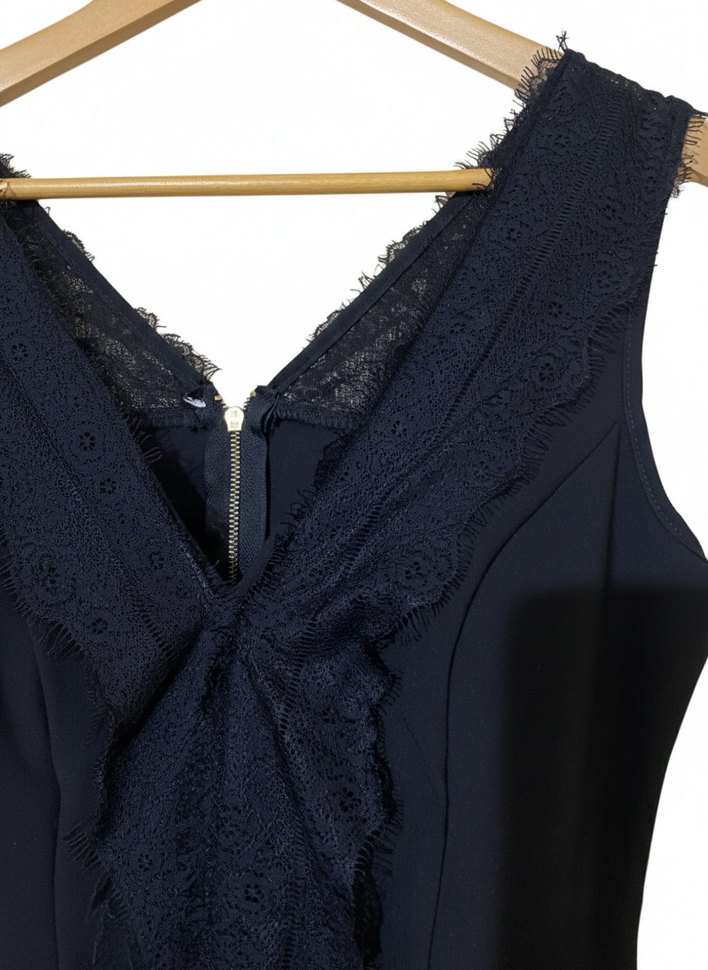 Siyah V Yakalı Kemerli Kadın Tulum - Görsel 3