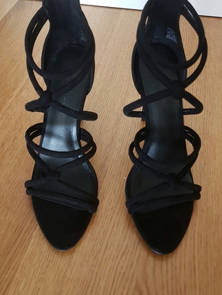 zara 41 numara sifir ayakkabi