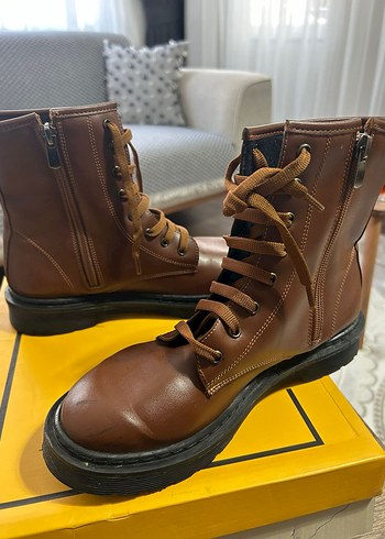 Kadın Kahverengi Deri Blok Topuklu Bot - Görsel 3