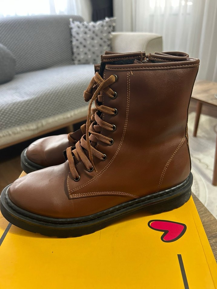 Kadın Kahverengi Deri Blok Topuklu Bot - Görsel 2