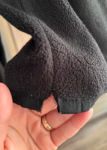 Siyah Yarım Fermuarlı Yumuşak Erkek Polar - Görsel 4