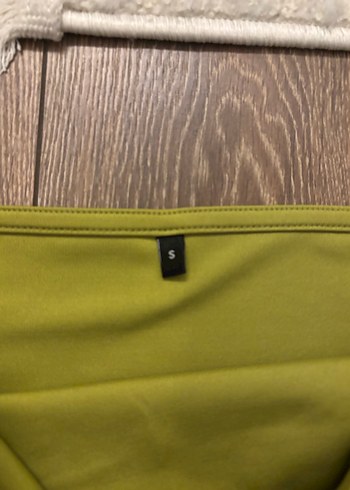 Parlak Haki straplez üst - Görsel 3