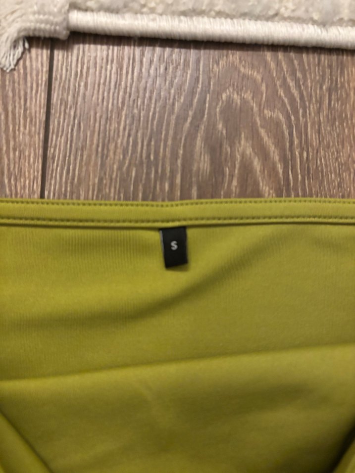 Parlak Haki straplez üst - Görsel 3