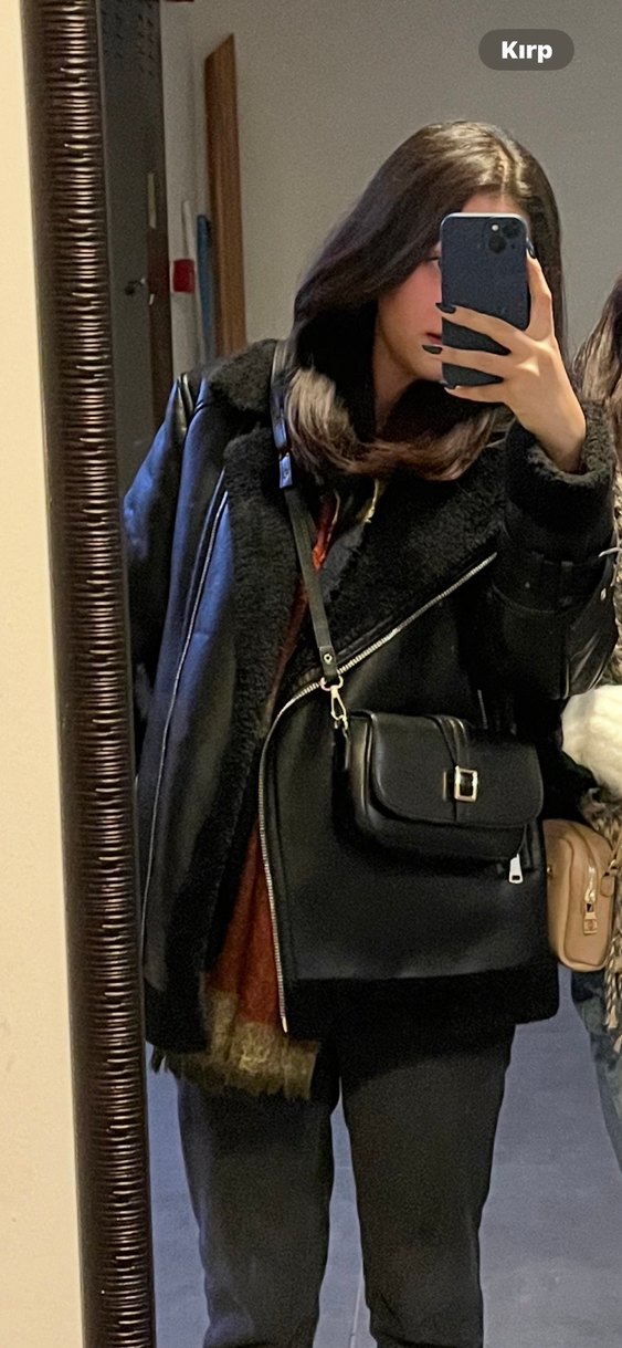 Siyah Kürklü Kısa denim kaban mont - Görsel 2