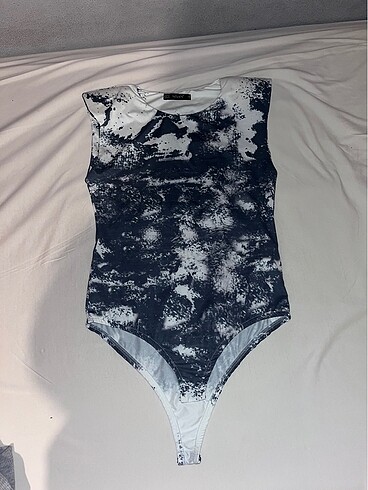 çıt çıtlı body