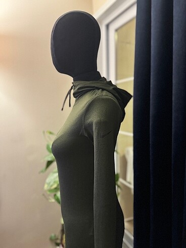 Nike slimfit sweatshirt