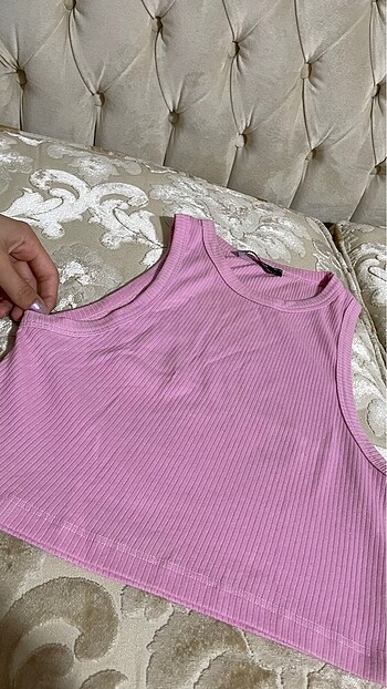 Crop pembe