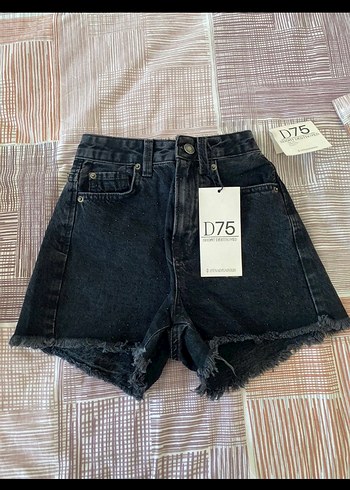 Siyah Baskılı Kadın Mini Denim Şort