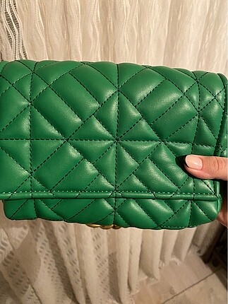 Zara yenı sezon urunudur