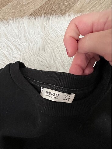 Mango Ustunde tasları olan sweatshirt