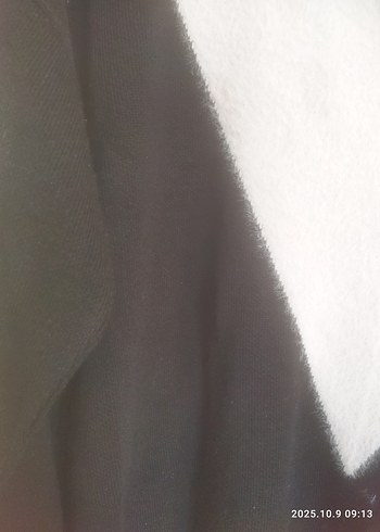 Kürk Detaylı Siyah V Yaka Erkek Sweatshirt