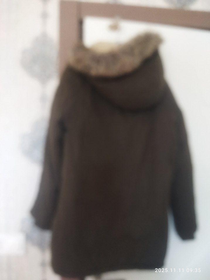 Kahverengi Erkek Çocuk Kürklü Kaban - Görsel 3