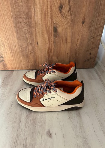 42.5 Beden Champion Royal Nu Pop Low Kahverengi Spor Ayakkabı