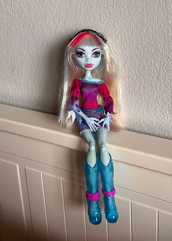 Monster High Music Festival Abbey