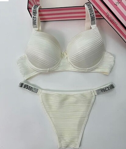 Victoria secret sütyen takımı