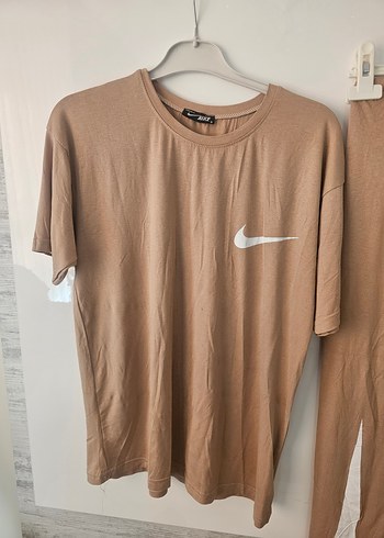 Nike eşohman takımı