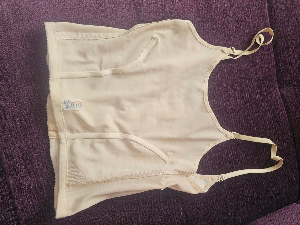 Beyaz İnce Askılı Hemşire Korsesi - Görsel 4