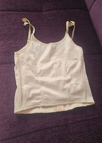 Beyaz Göğüs Destekli Korset - Görsel 9