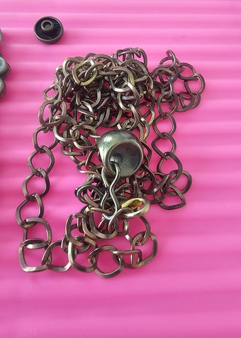 Zincir Detaylı Renkli Yılan Desenli Vücut Zinciri - Görsel 6