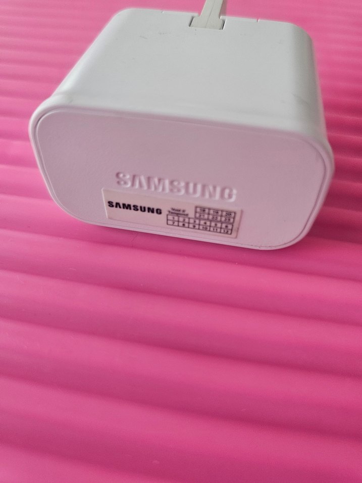 Samsung Beyaz Telefon Şarj Adaptörü - Görsel 5