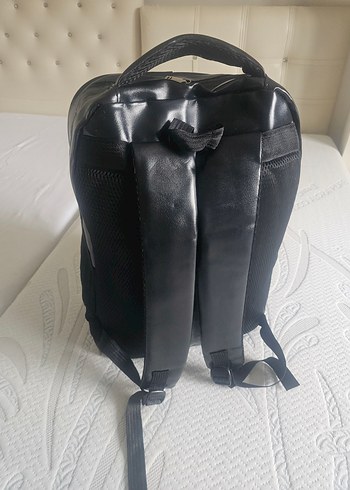 Siyah Deri Spor Sırt Çantası - Görsel 7