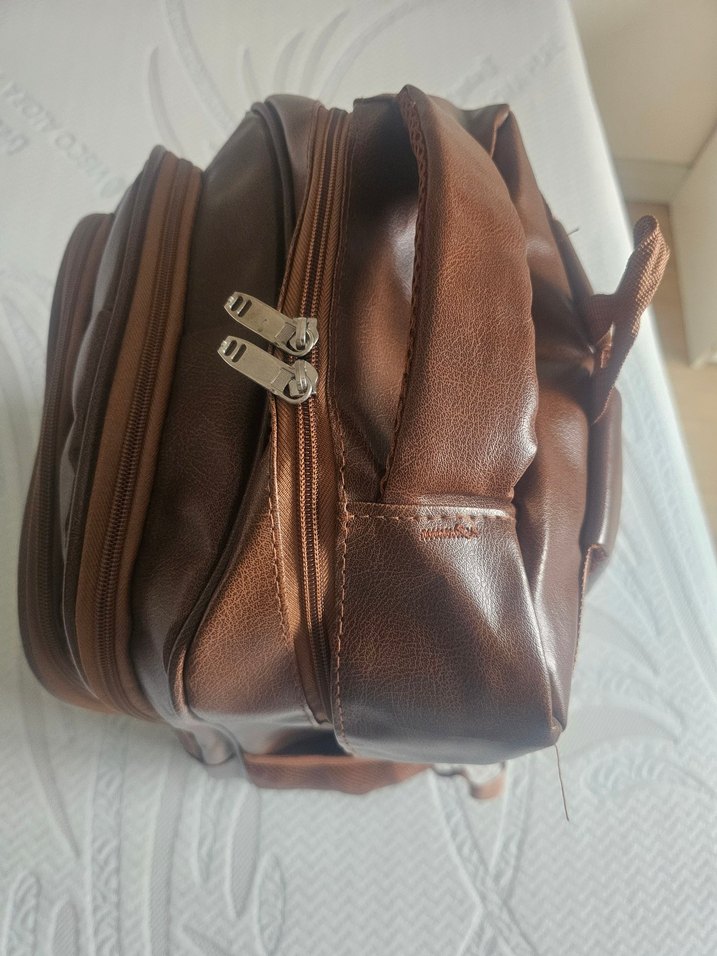 Kahverengi Tokalı Erkek Sırt Çantası - Görsel 4