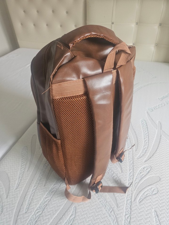 Kahverengi Tokalı Erkek Sırt Çantası - Görsel 2