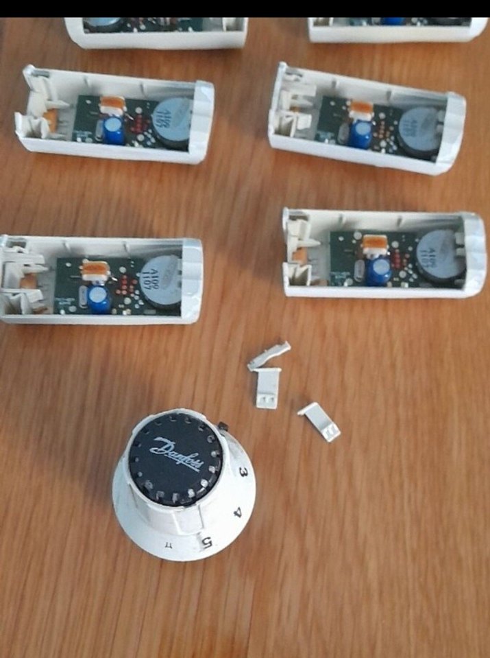 Gri Dijital Termometreler Seti - Görsel 3