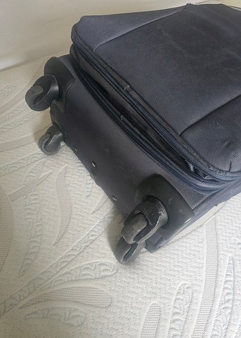 Gri Tokalı Erkek Valiz  desa - Görsel 9