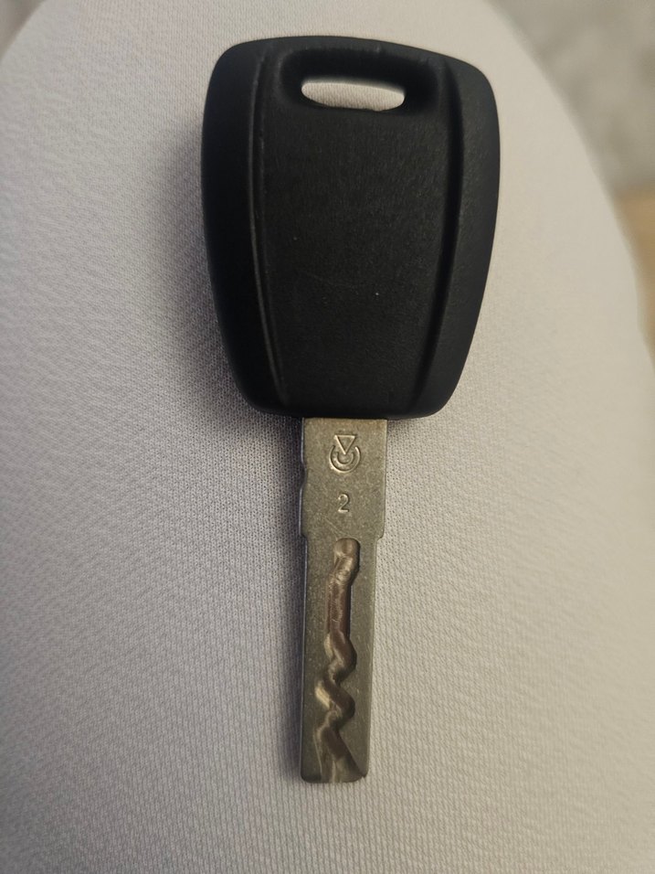 fiat  fiarino  araba   anahtarı - Görsel 2