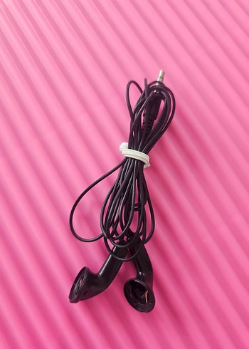 Pembe Kulaklık Kulak İçi Model - Görsel 3