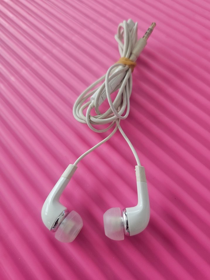 Pembe Kulak İçi Kulaklık - Görsel 3