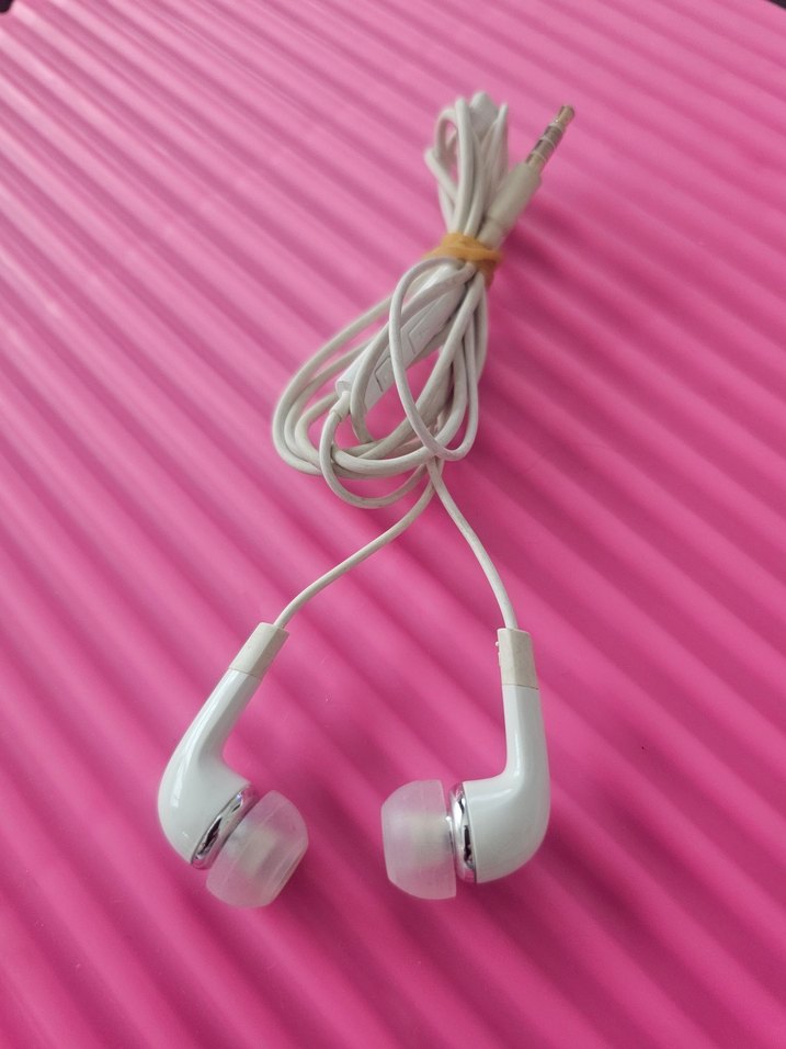 Pembe Kulak İçi Kulaklık - Görsel 2