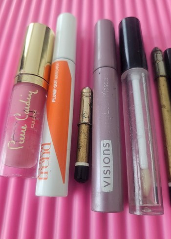 Pastel Pembe Makyaj Ürünleri Seti - Görsel 6