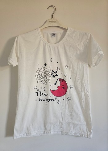 Moon Boot  The Moon Yazili Beyaz Bisiklet Yaka Tisort