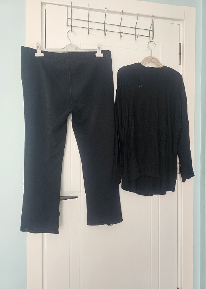 Lcwaikiki pijama  ve penye  üst  siyah - Görsel 3