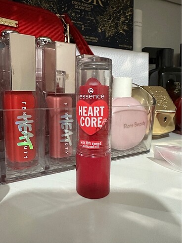 essence heart core lip balm
