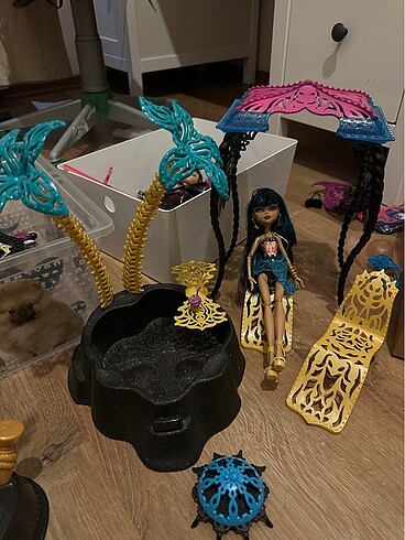monster high cleo de nile havuz seti