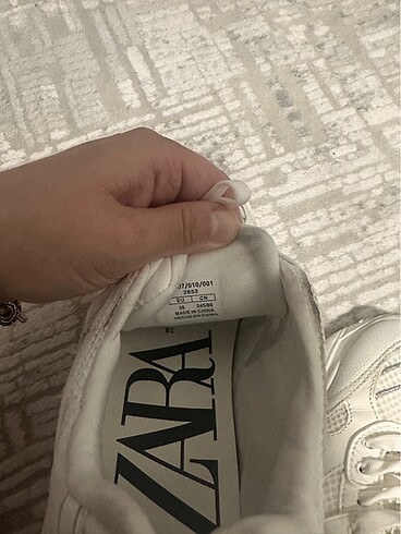 Zara spor ayakkabı - Görsel 6