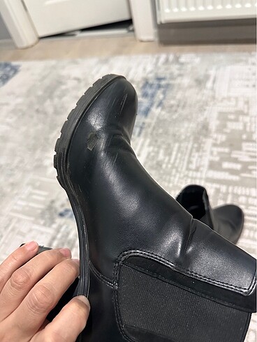 BERSHKA bot - Görsel 9